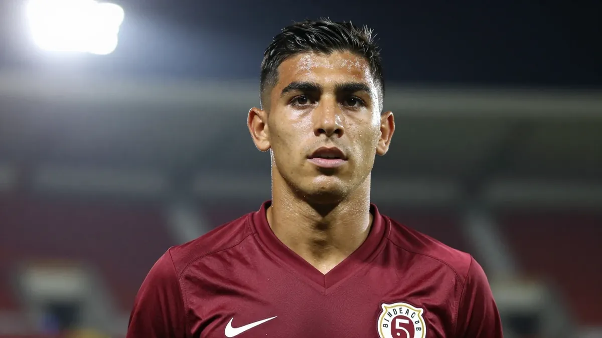 West Ham United Flop Edson Álvarez Nears Real Sociedad Loan Move