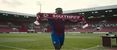 Oyebade heads to Southend on loan from West Ham United